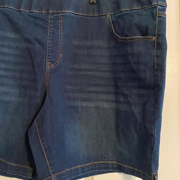 🐠 Terra& Sky Women’s Pull On Denim Jean Shorts. Plus. Size 4X. NWT.Pockets. - Picture 3 of 5
